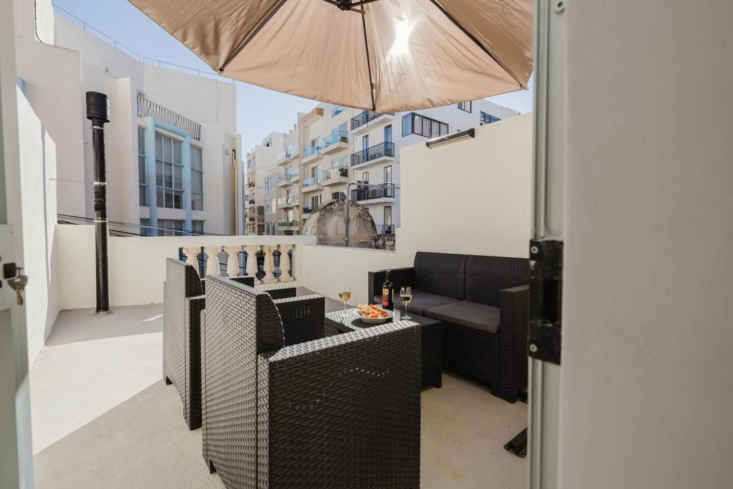 Townhouse 2bed By Homely! *